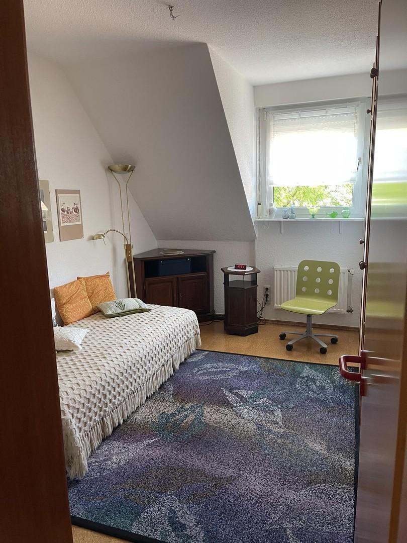 Kinderzimmer/ Arbeitszimmer