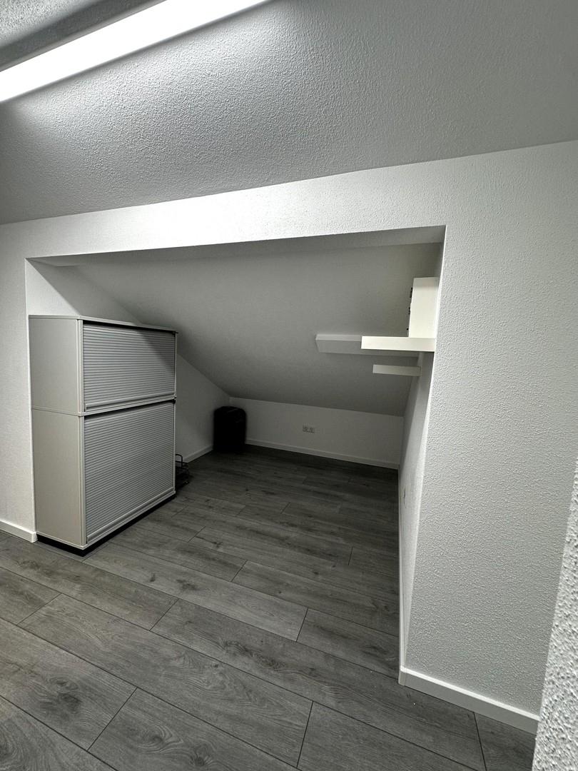 Arbeitszimmer DG