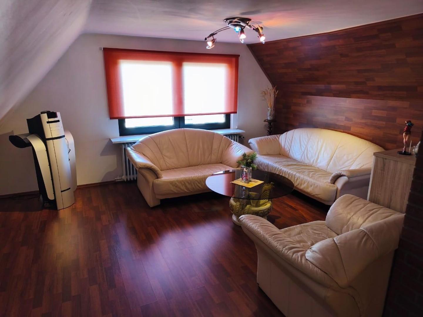 Wohnzimmer DG