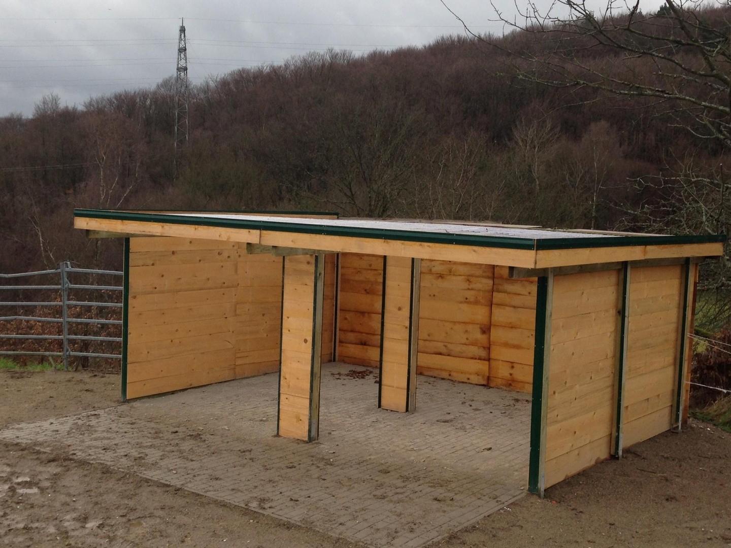Unterstand auf Paddock