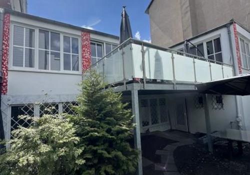 1 Eingang und Terrasse
