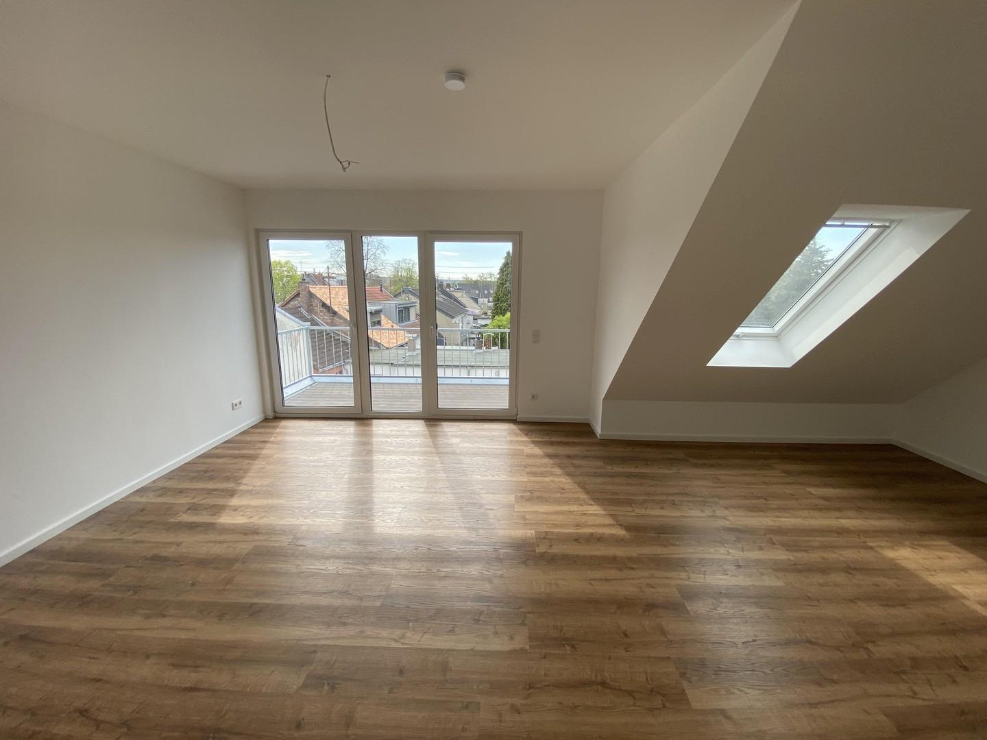 Wohn-/Esszimmer Foto 4