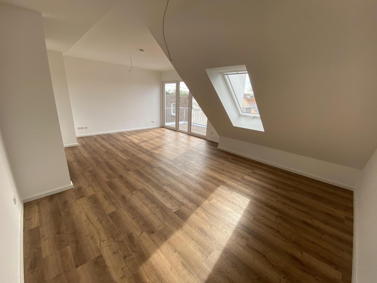 Wohn-/Esszimmer Foto 5
