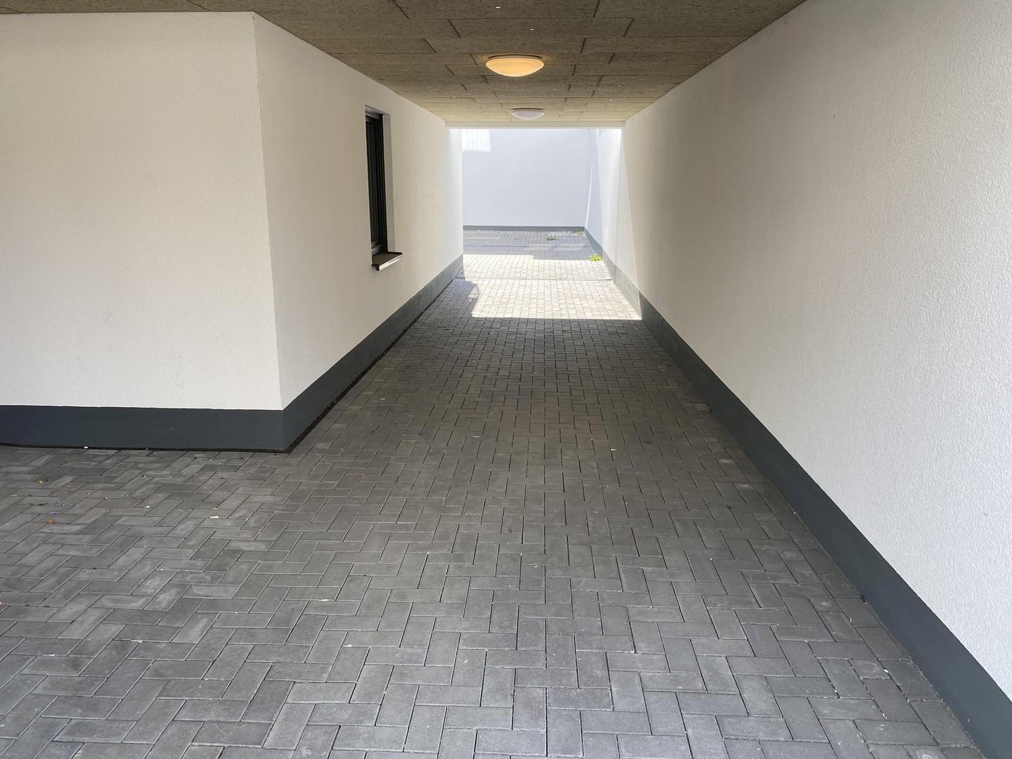 Zuwegung Innenhof/Stellplatz