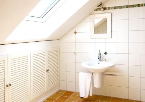 Dachstudio Badezimmer m.Dusche