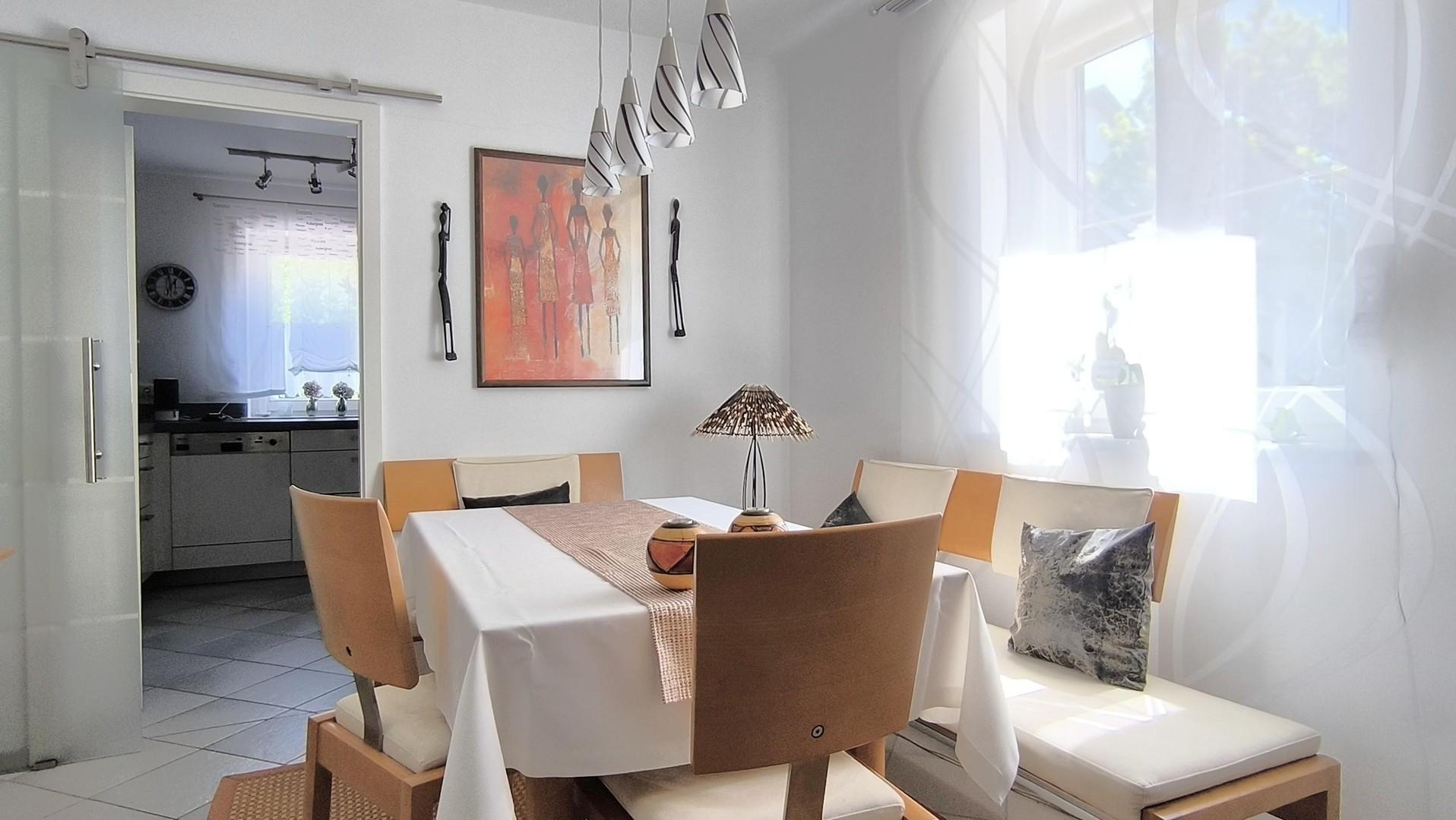 Offenes Esszimmer
