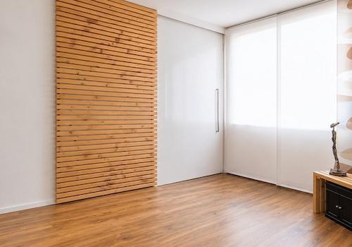 Ankleide mit Zirbenschrank