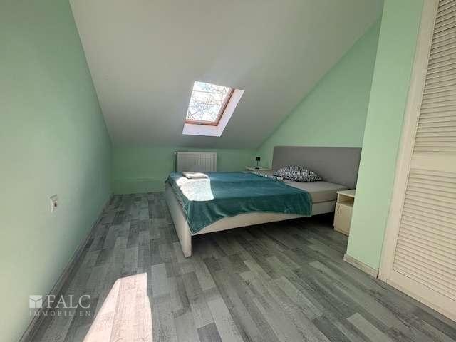 Schlafzimmer OG