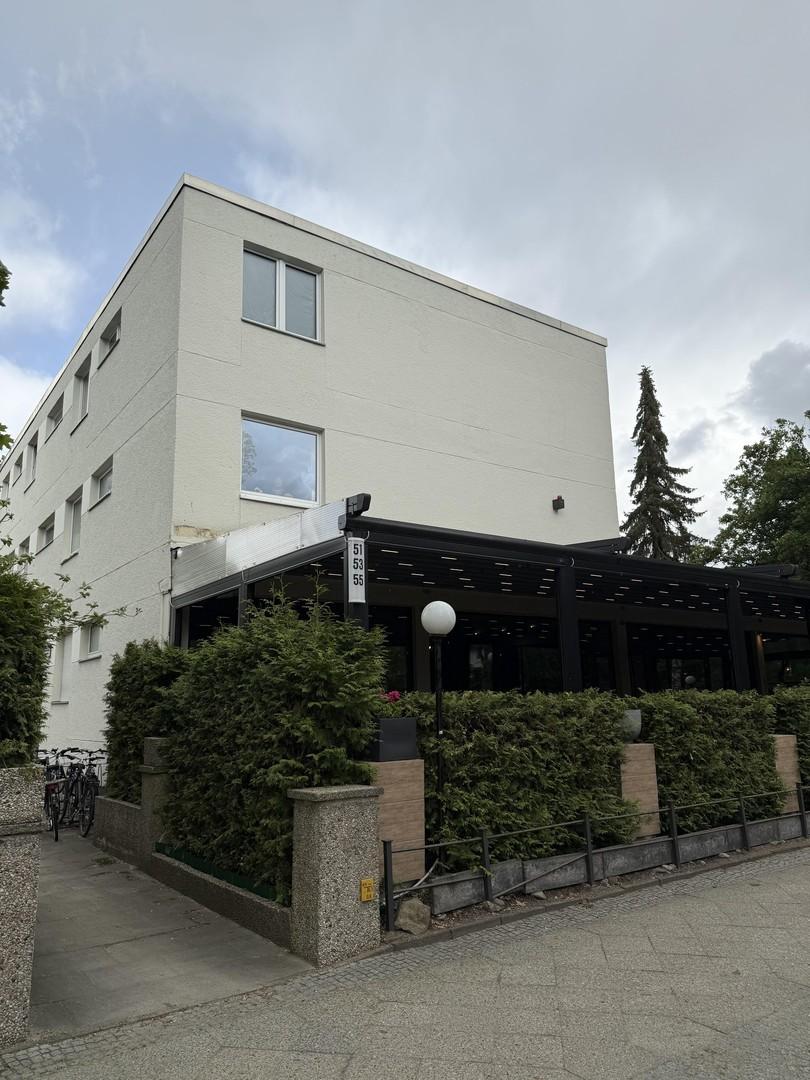 Gebäude