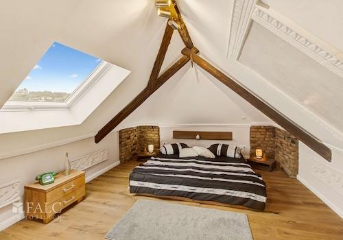 Schlafzimmer DG