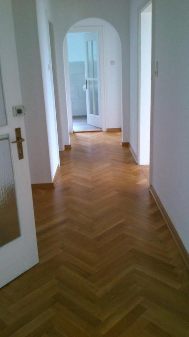 1. Etage Flur, Parkett