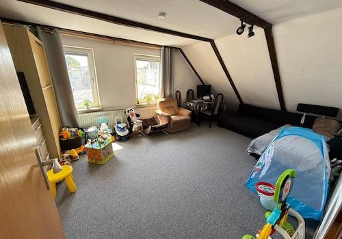 Wohnzimmer eingerichtet