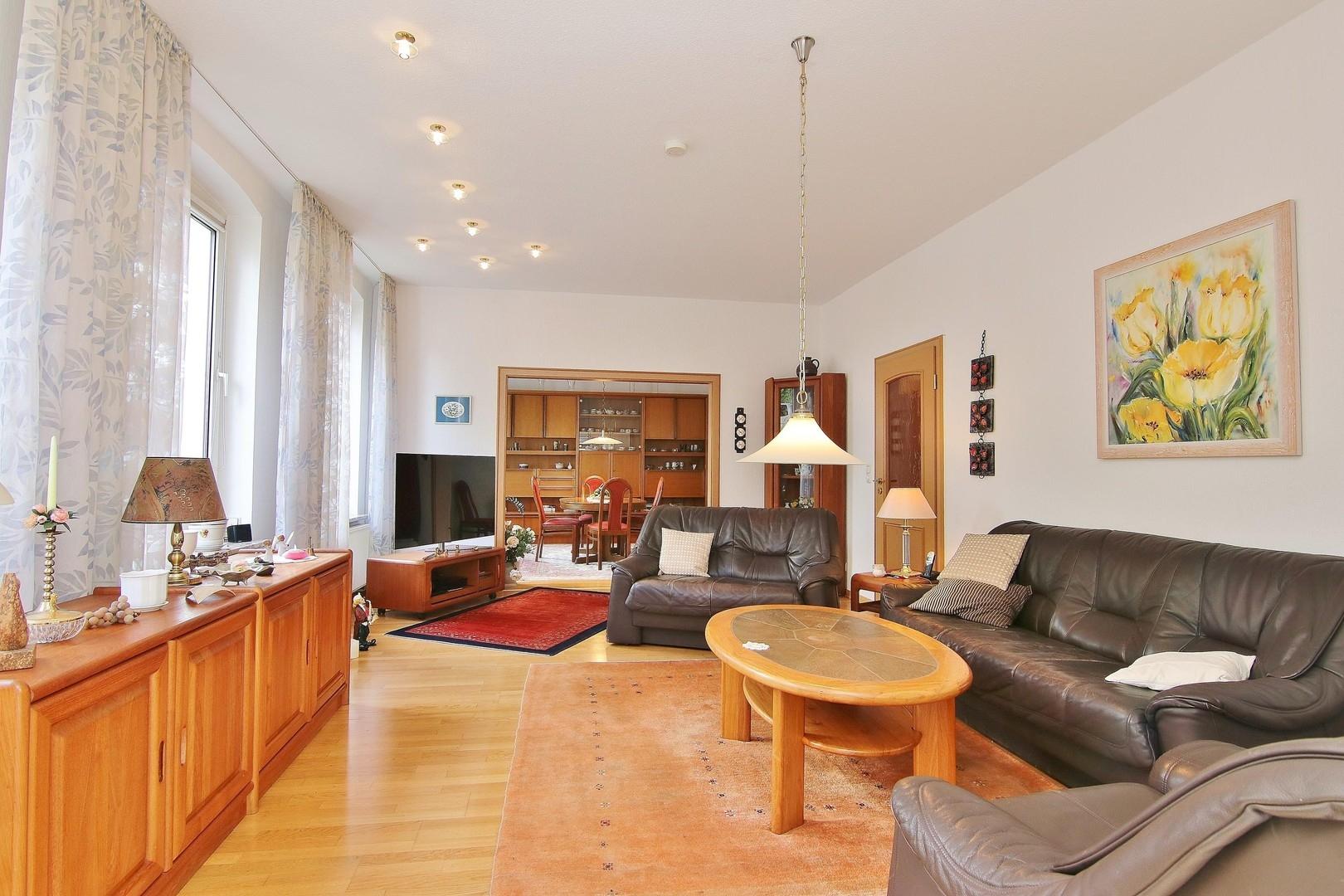 Wohnzimmer Blick beide Räume