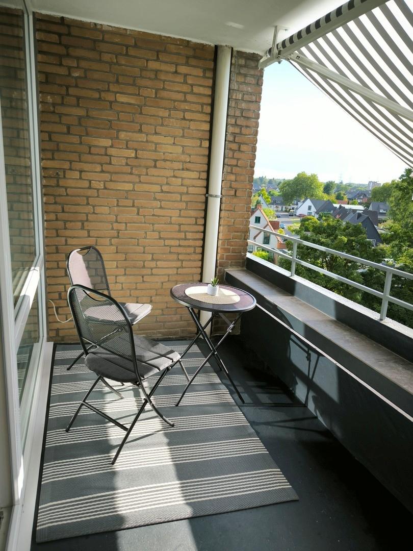 Balkon mit Markise