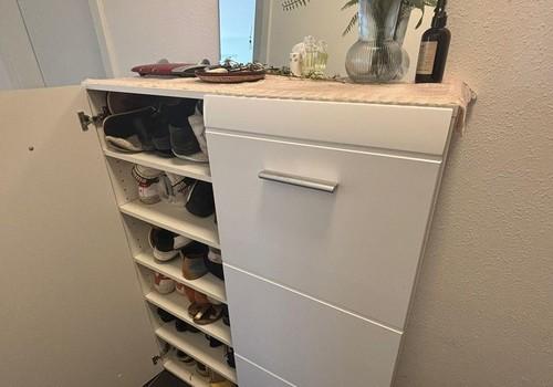 Schuhschrank