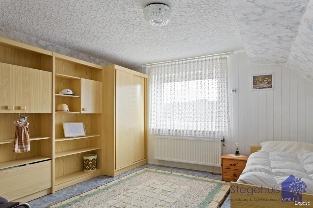 Schlafzimmer 2 OG