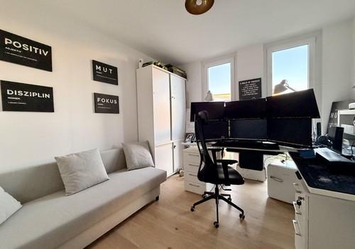 Kinder-/Arbeits-/Gästezimmer