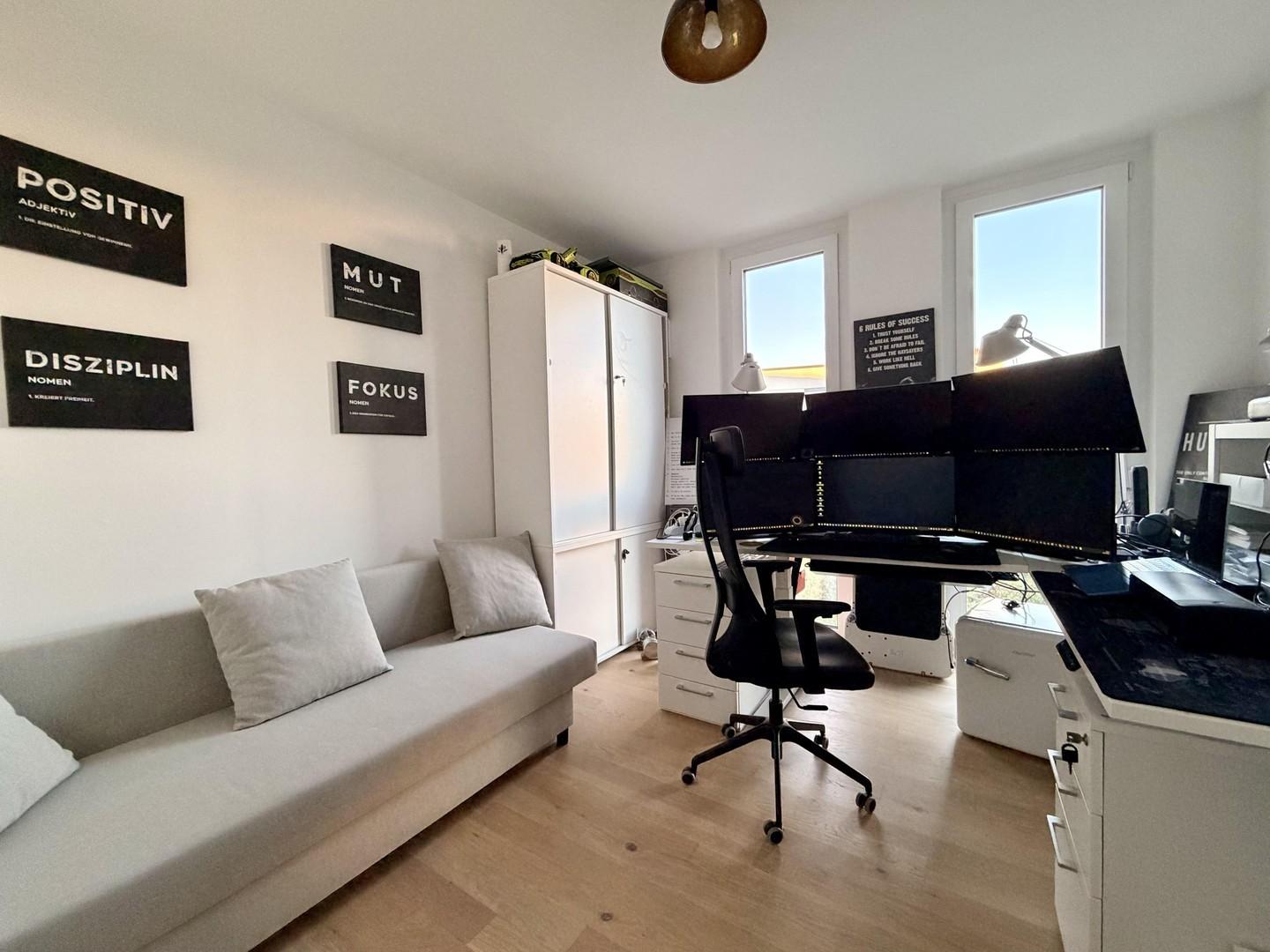 Kinder-/Arbeits-/Gästezimmer