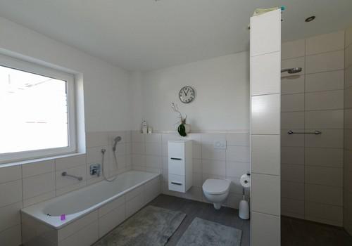 Badewanne / Dusche