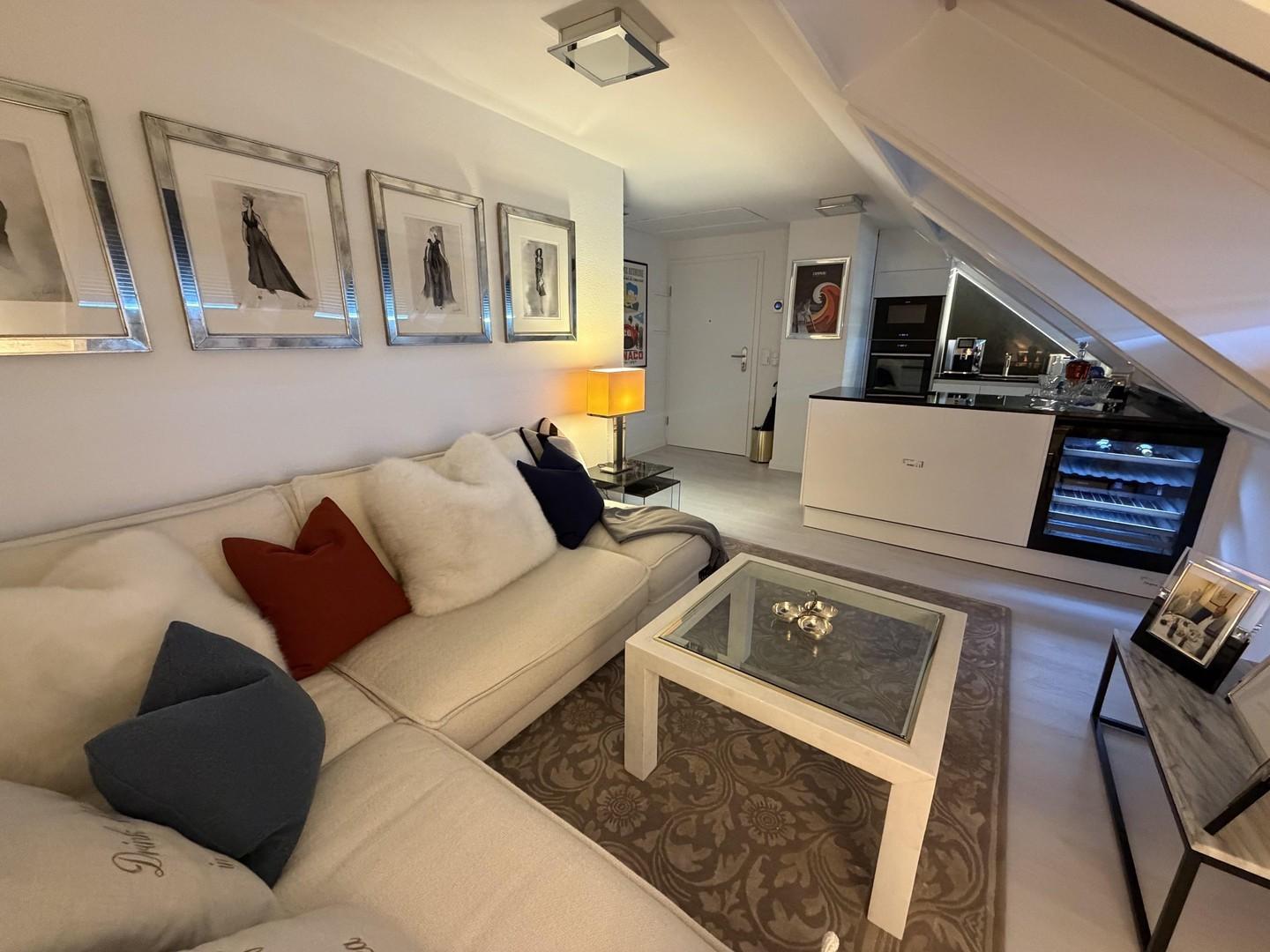 Wohnzimmer  DG