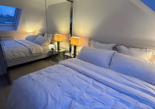 Schlafzimmer DG