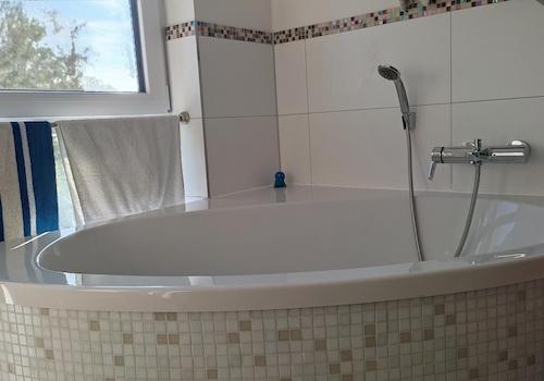 Eckbadewanne