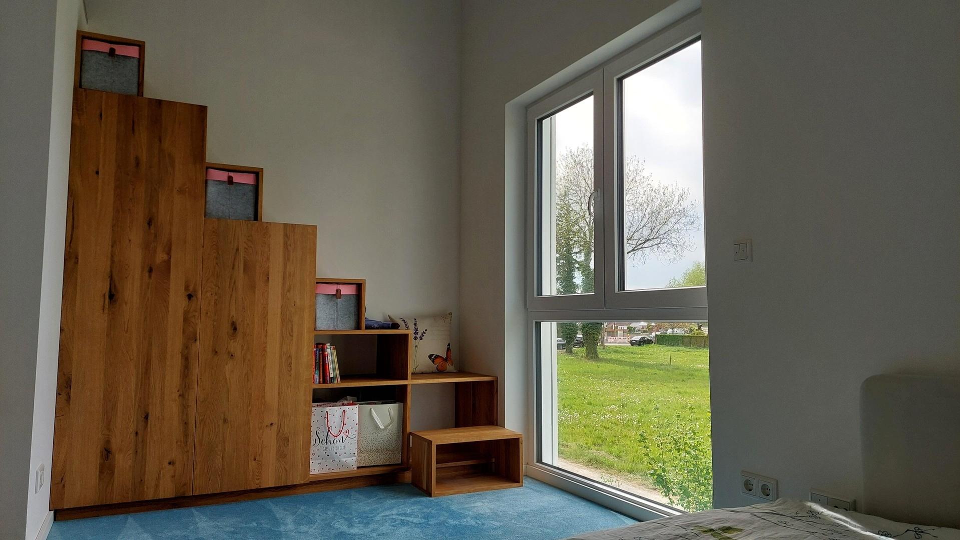 Kinderzimmer, Zugang Empore