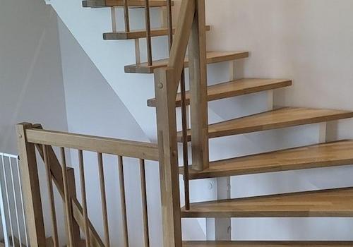 Treppe aus Eichenholz
