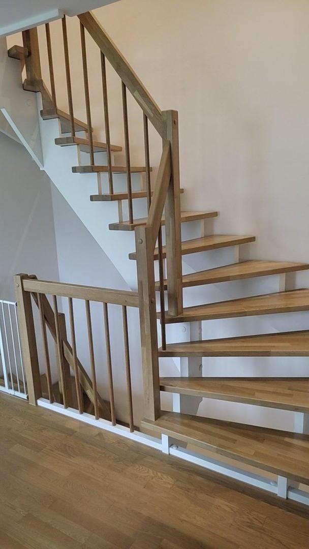 Treppe aus Eichenholz
