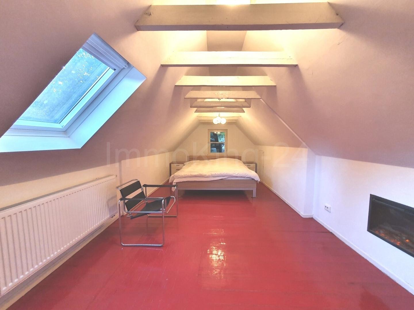 SCHLAFZIMMER 2 DACHGESCHOSS