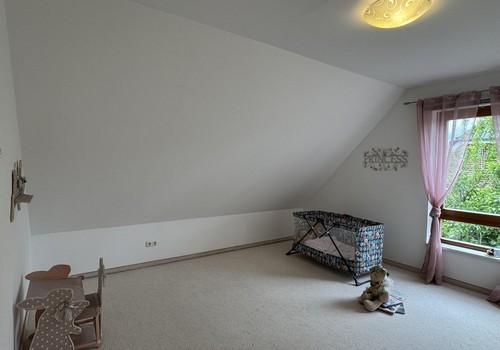 Schlafzimmer 3