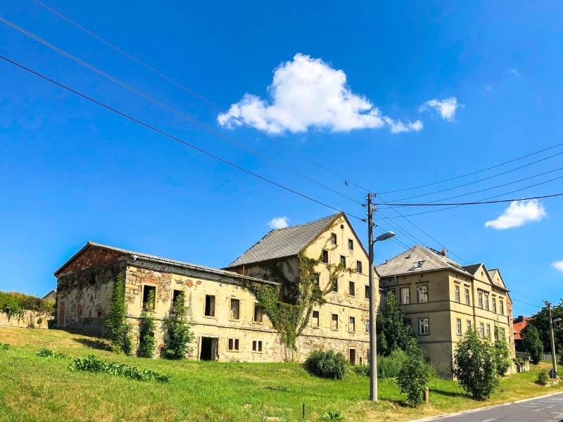 Potenzielles Bürogebäude von Südwest