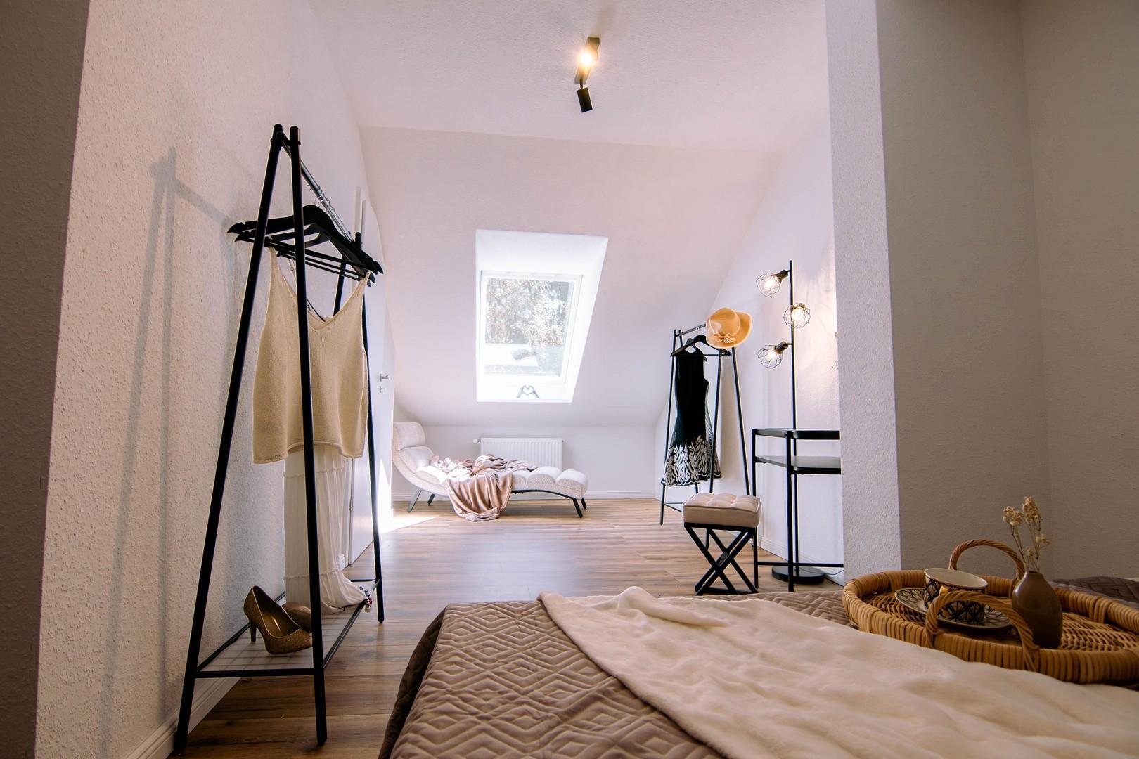 Schlafzimmer DG