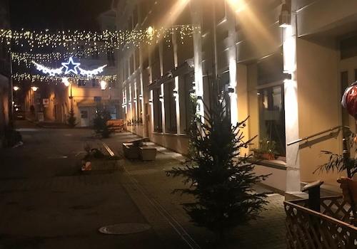Steinweg an Weihnachten