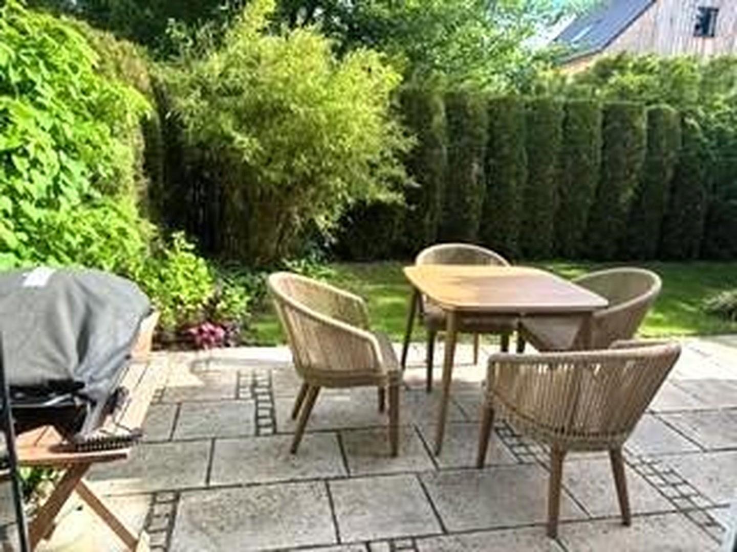 Terrasse hinten