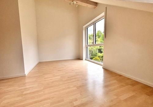 Schlafzimmer DG (ohne Möbel)
