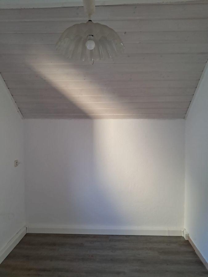 Küche mit angegliedertem Esszimmer