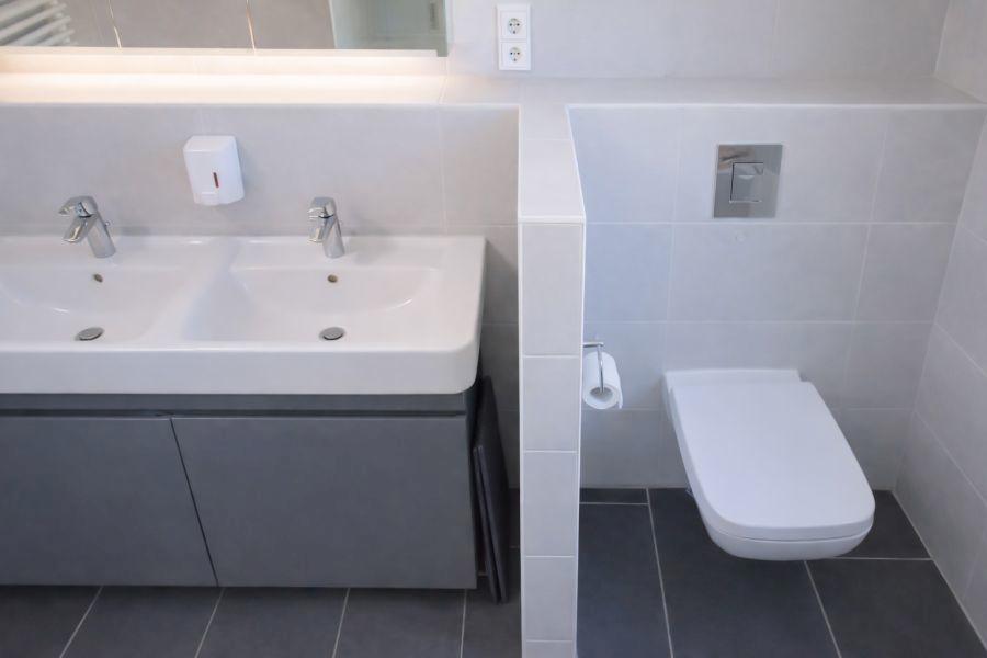 2-Badezimmer2