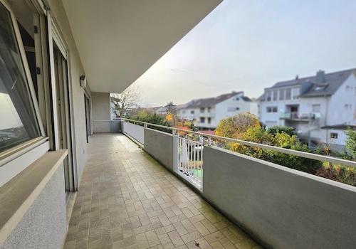 Zugang zum Balkon vom Schlafzimmer