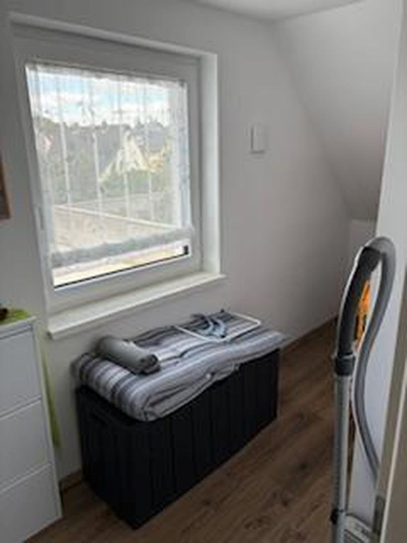 1/2  Zimmer ETW2 DG