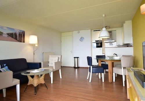 kopen-appartement-brouwershaven-waterzicht-rust-recreatieadviseurs-vakantiehuistekoop-nl.jpg22