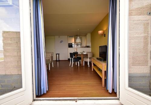 kopen-appartement-brouwershaven-waterzicht-rust-recreatieadviseurs-vakantiehuistekoop-nl.jpg20