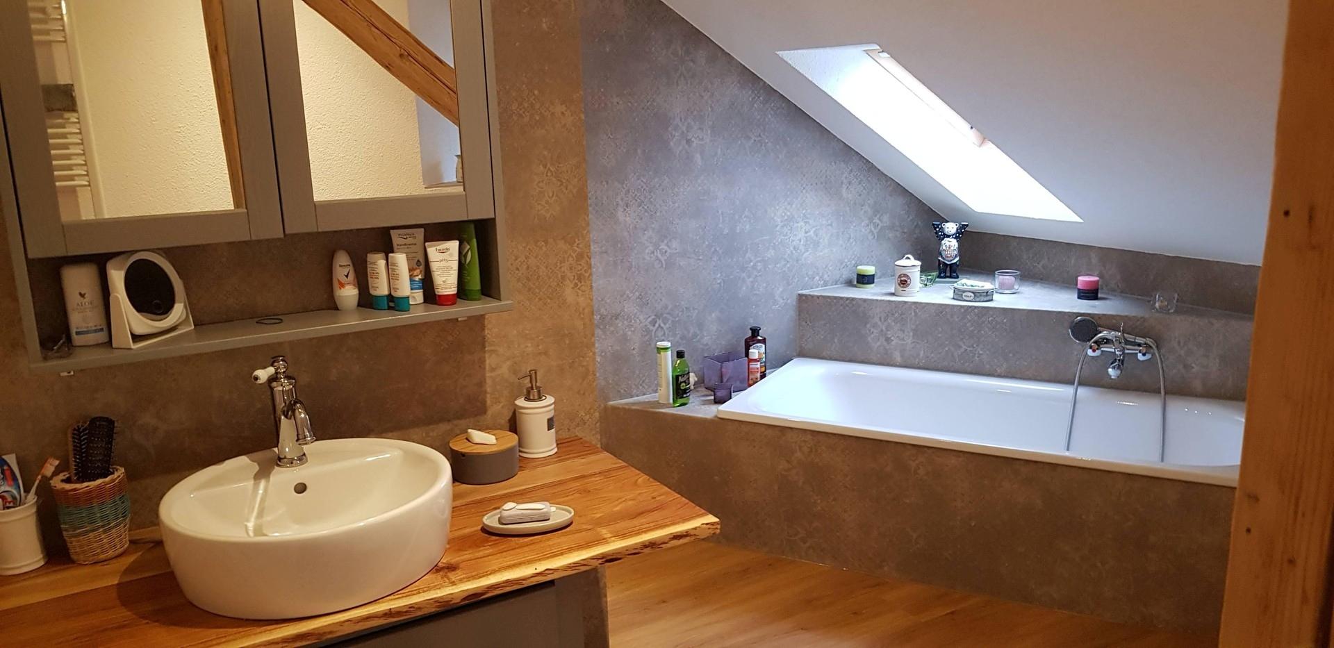 Badezimmer 2. OG