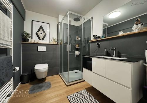 Badezimmer 2.OG