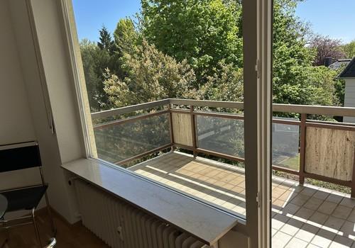 Blick zum Balkon