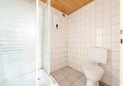 Badezimmer - (KI generiert)