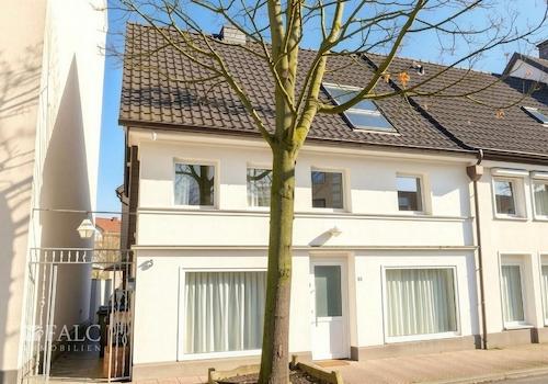 Vorderhaus Außenansicht