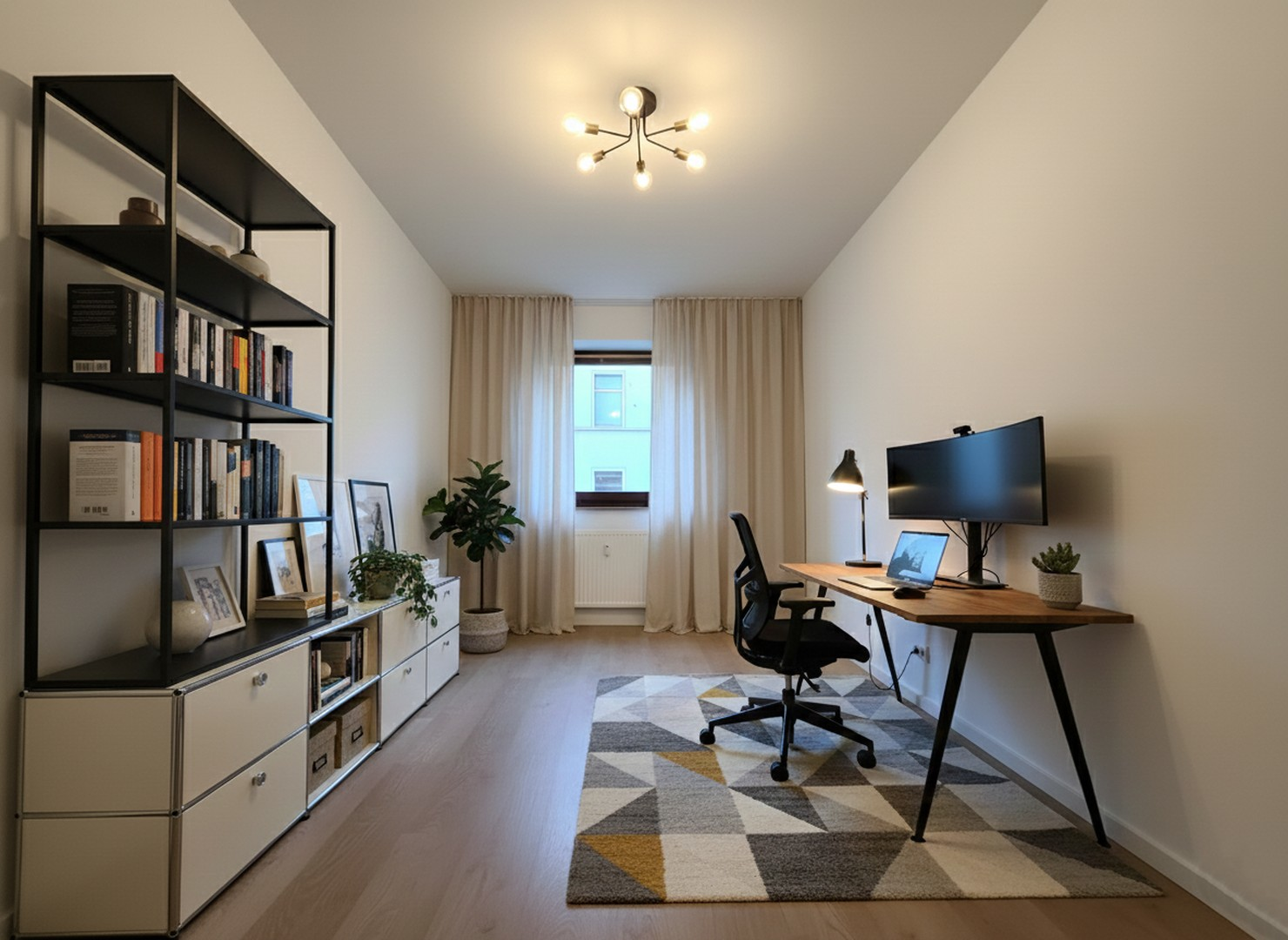 Kinderz./Büro (KI-möbliert)