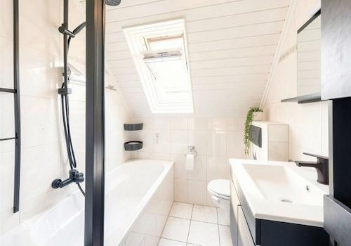 Badezimmer OG 