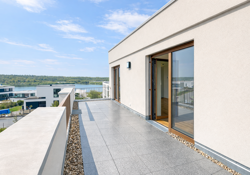 Dachterrasse mit Seeblick